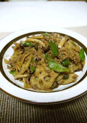 蓮根とピーマンの香味挽き肉炒め♪-レシピのメイン写真