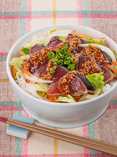 かつおのごまみそ丼-レシピのメイン写真
