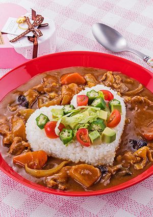 ハートの彩りトッピングサラダカレー-レシピのメイン写真