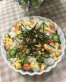鮭ときゅうりと炒り卵のまぜ寿司♪