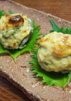 鮪のタタキ椎茸のせ梅マヨ焼き~お弁当にも-レシピのメイン写真