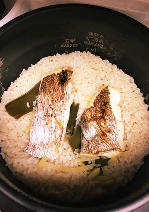 簡単！炊飯器で鯛飯♡-レシピのメイン写真