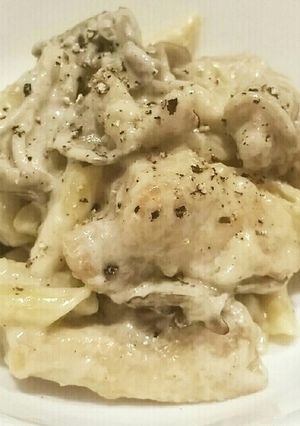 鶏もも肉とペンネのキノコクリーム-レシピのメイン写真