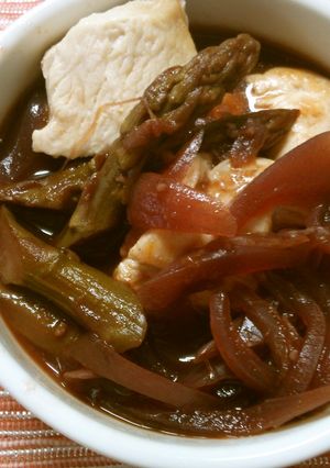 鶏むね肉に！アスパラの赤ワインソース♪-レシピのメイン写真