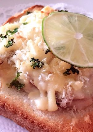 カニグラタントースト-レシピのメイン写真