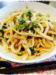 余り野菜で簡単♥ガッツリ焼きうどん-レシピのメイン写真