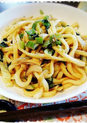 余り野菜で簡単♥ガッツリ焼きうどん-レシピのメイン写真