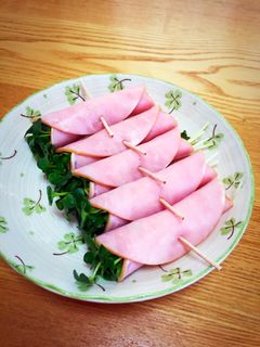 お弁当におつまみに☆カイワレのハム巻き-レシピのメイン写真