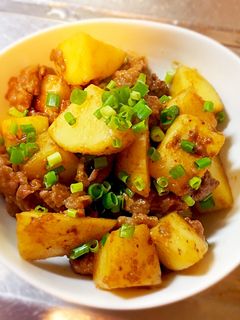 新じゃがと牛肉の味噌炒め-レシピのメイン写真
