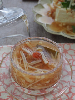 優しい酸味。えのきで梅なめこ-レシピのメイン写真