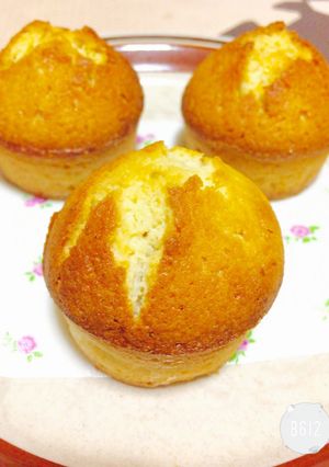 焦がしバターのバニラカップケーキ-レシピのメイン写真