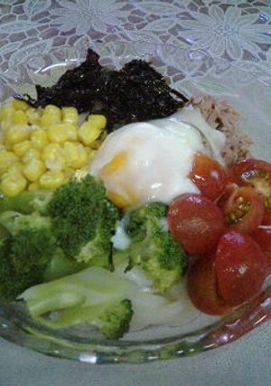 温玉サラダうどん-レシピのメイン写真