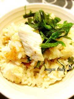 南高梅と鶏胸肉の炊き込みご飯♪-レシピのメイン写真