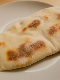 かんたんMIX フライパンで焼くナン-レシピのメイン写真