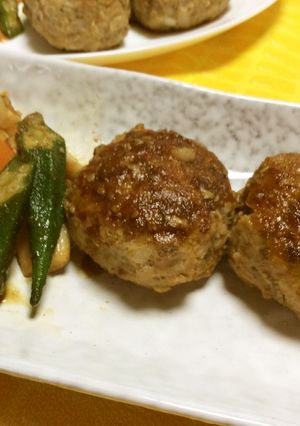 氷コンニャクでカサ増しハンバーグ♪-レシピのメイン写真