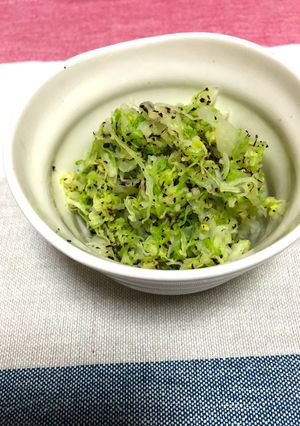 簡単☆キャベツのゆかり和えサラダ-レシピのメイン写真