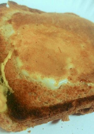 アメリカ料理✾エッグインホールサンド-レシピのメイン写真