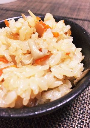 鶏手羽元で！簡単おいしい炊き込みご飯♡-レシピのメイン写真