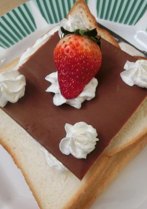 食パン＊スライス生チョコ＝ケーキ風-レシピのメイン写真
