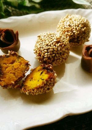 スライス生チョコでカボチョコごまだんご♪-レシピのメイン写真