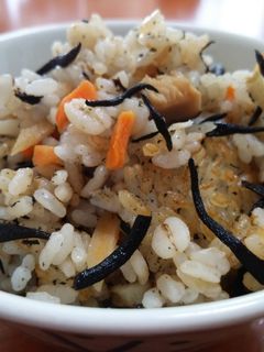 簡単!ソフトふりかけ de 炊き込みご飯-レシピのメイン写真