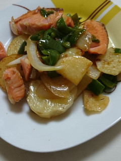 ☆鮭とじゃがいものにんにくバター醤油☆-レシピのメイン写真