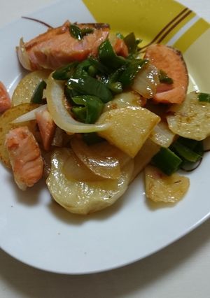 ☆鮭とじゃがいものにんにくバター醤油☆-レシピのメイン写真