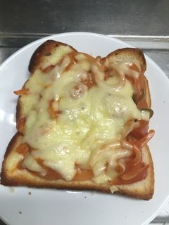 食べ応え充分!まろやかピザトースト-レシピのメイン写真