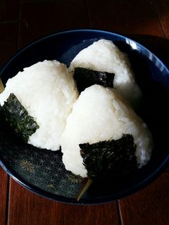 おにぎり☆塩加減抜群-レシピのメイン写真