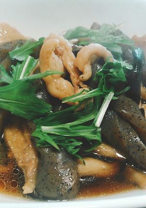 鳥皮とこんにゃくときのこの煮物-レシピのメイン写真