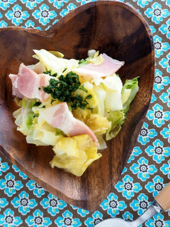 春キャベツとベーコンの温サラダ-レシピのメイン写真