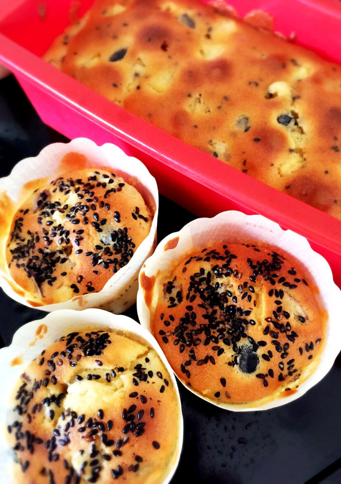 さつま芋と黒豆のふわふわマフィン-レシピのメイン写真