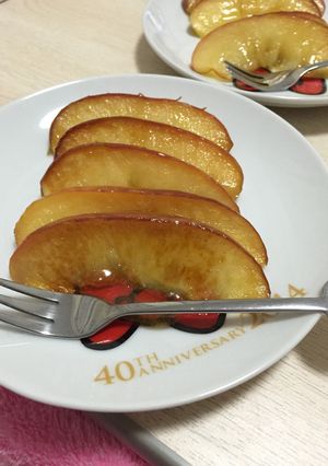 ココナッツオイルで焼きリンゴ-レシピのメイン写真