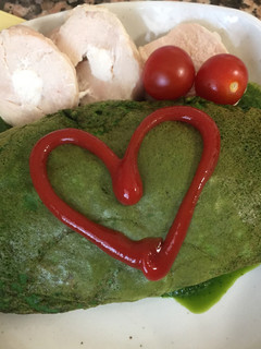 子供が食べる!緑のほうれん草オムライス-レシピのメイン写真