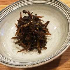 รูปของ 魚臭いのが苦手な夫が作るいかなごのくぎ煮
