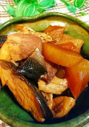 意外と簡単！ブリのあら煮～♪大根入り-レシピのメイン写真