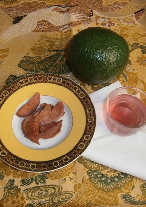 アボガドの種　茶＆チップス-レシピのメイン写真