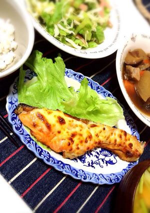 簡単！鮭のマヨチーズ焼き♡-レシピのメイン写真