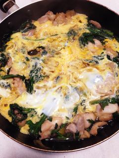 春菊と鶏肉の卵とじ-レシピのメイン写真