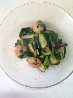 簡単 韮と長茄子と蒸しエビの胡麻油炒め-レシピのメイン写真