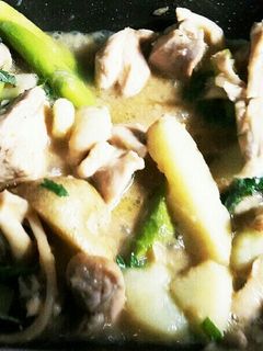 新じゃがとアスパラ、鶏肉の味噌バター炒め-レシピのメイン写真