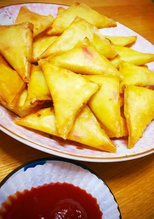 お弁当におつまみに☆キャベツの三角春巻き-レシピのメイン写真