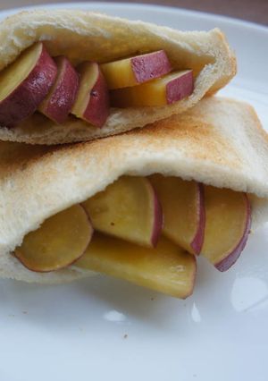 さつまいもの甘煮・ポケットサンド-レシピのメイン写真