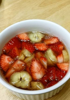 コンブチャで苺バナナのフルーツポンチ-レシピのメイン写真