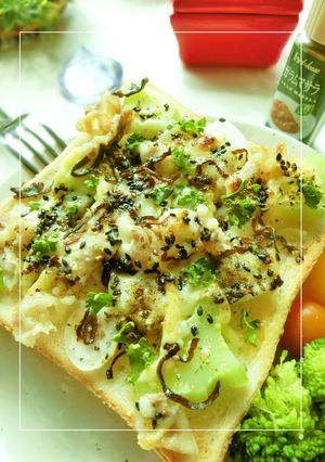 豚肉×ブロ茎×白菜芯のスパイシートースト-レシピのメイン写真