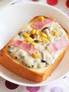 風味最高☆きのこクリームトースト-レシピのメイン写真