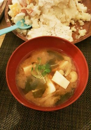 舌の肥えた旦那絶賛お店の味、お味噌汁-レシピのメイン写真