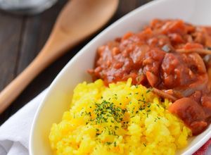 黄色が鮮やか！炊飯器でサフランライス-レシピのメイン写真