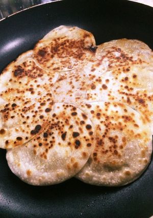 包むの面倒だから…ジャンボ餃子！-レシピのメイン写真