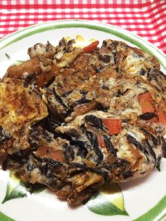 ひじきの煮物入り卵焼き-レシピのメイン写真